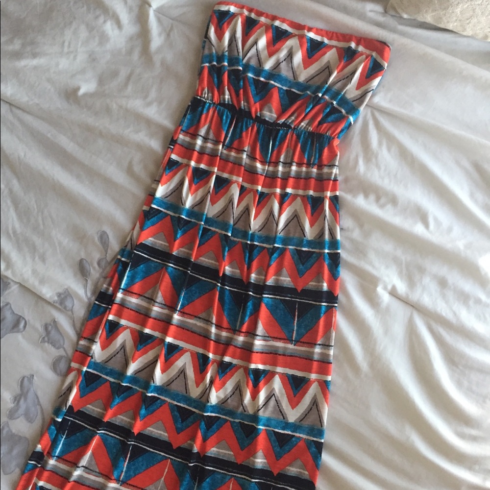 Strapless Aztecan print maxi dress